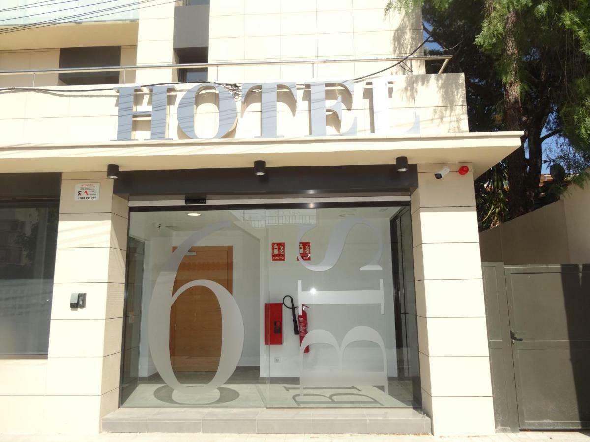 6 Bis Hotel Castelldefels Εξωτερικό φωτογραφία